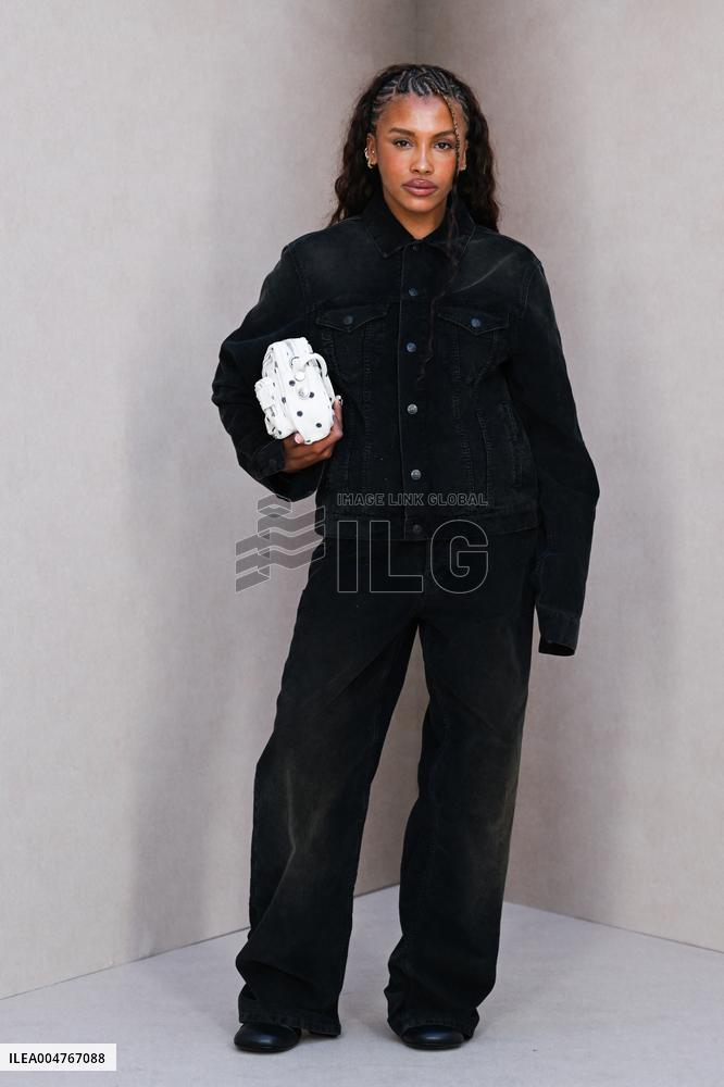 PFW Acne Studios Photocall