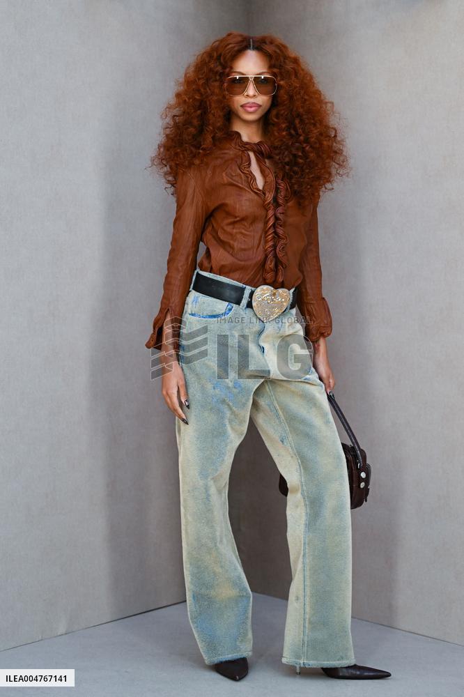 PFW Acne Studios Photocall