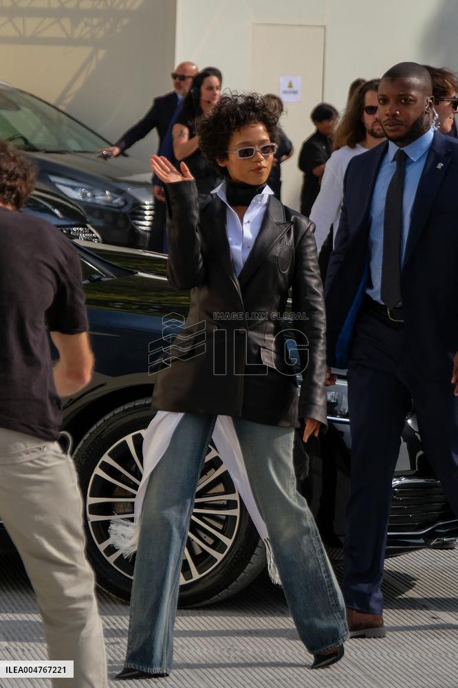 PFW - Christian Dior Show Arrivals