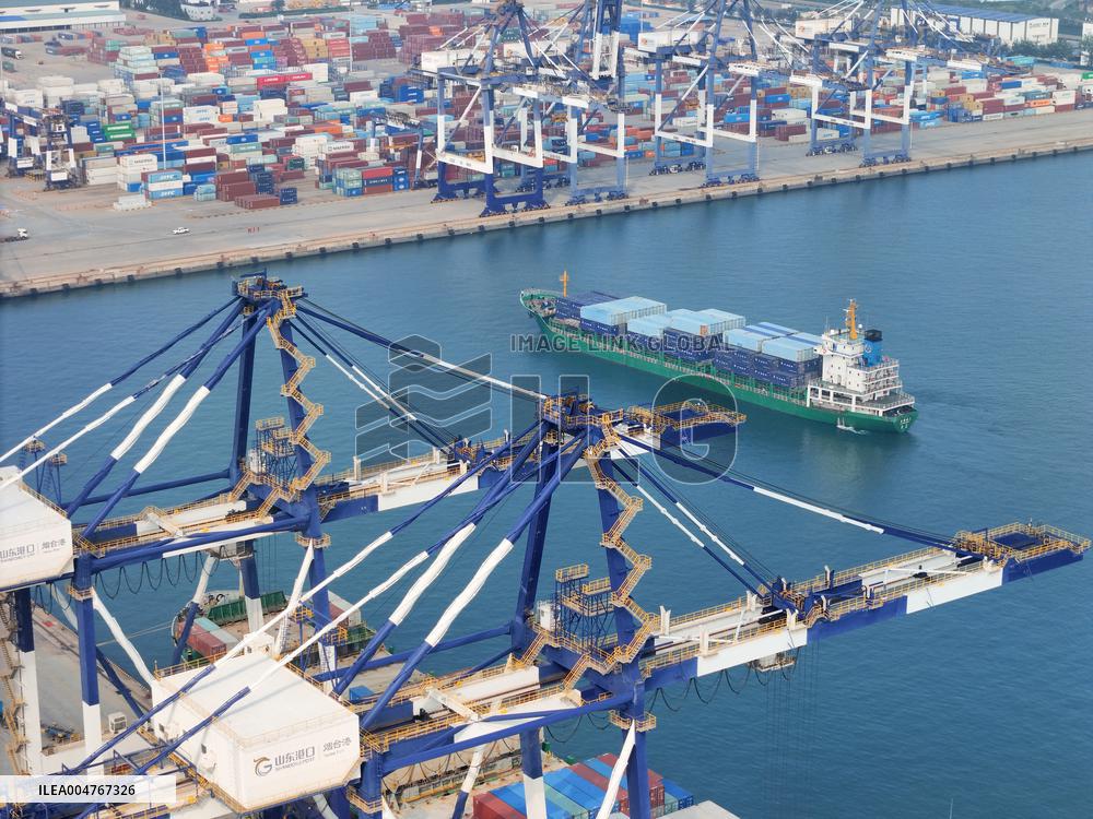 The Cargo Throughput of Chinese Ports