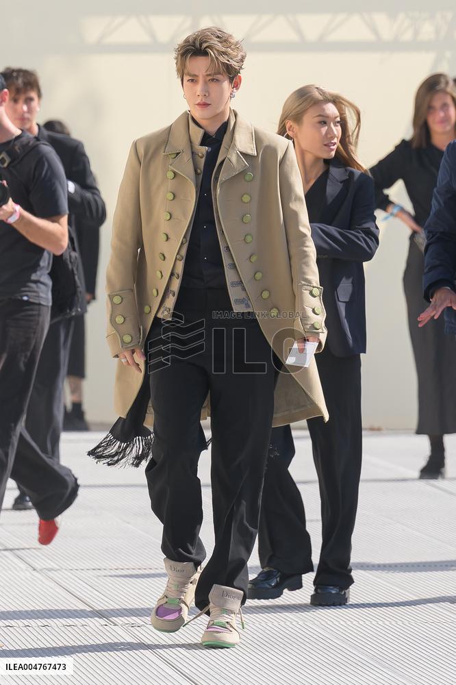 PFW - Christian Dior Outside Arrivals