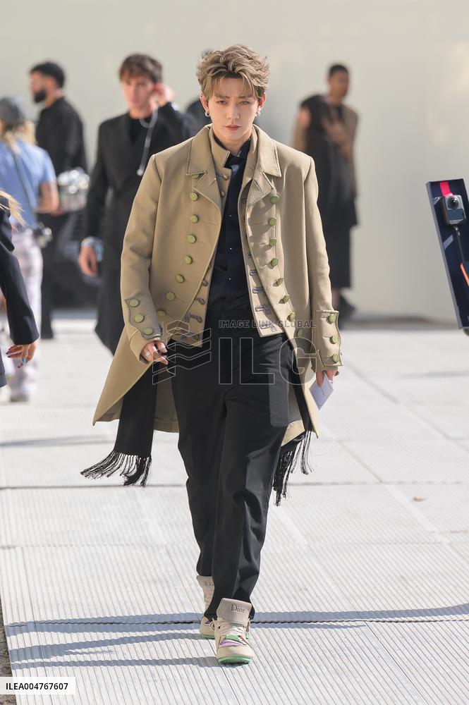 PFW - Christian Dior Outside Arrivals