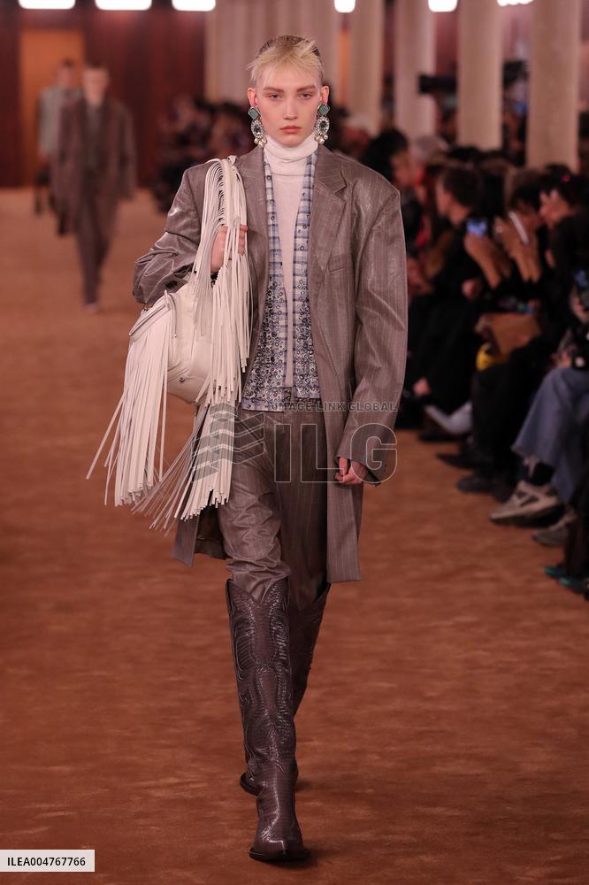 PFW - Acne Studios Runway