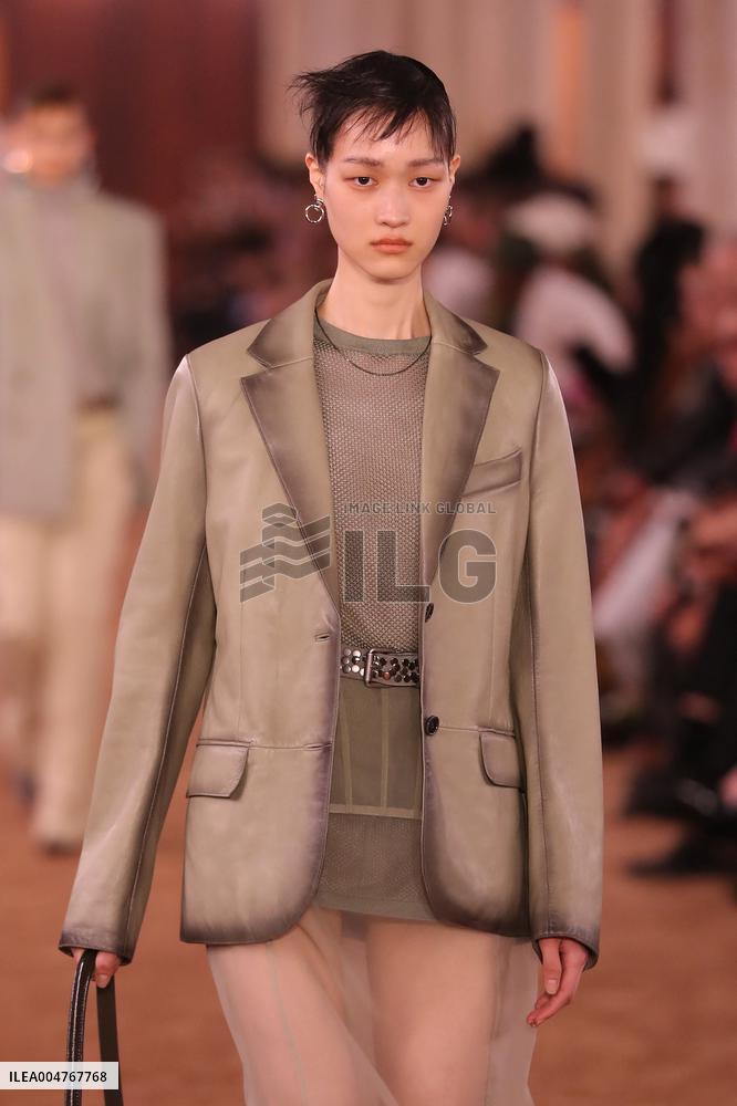 PFW - Acne Studios Runway