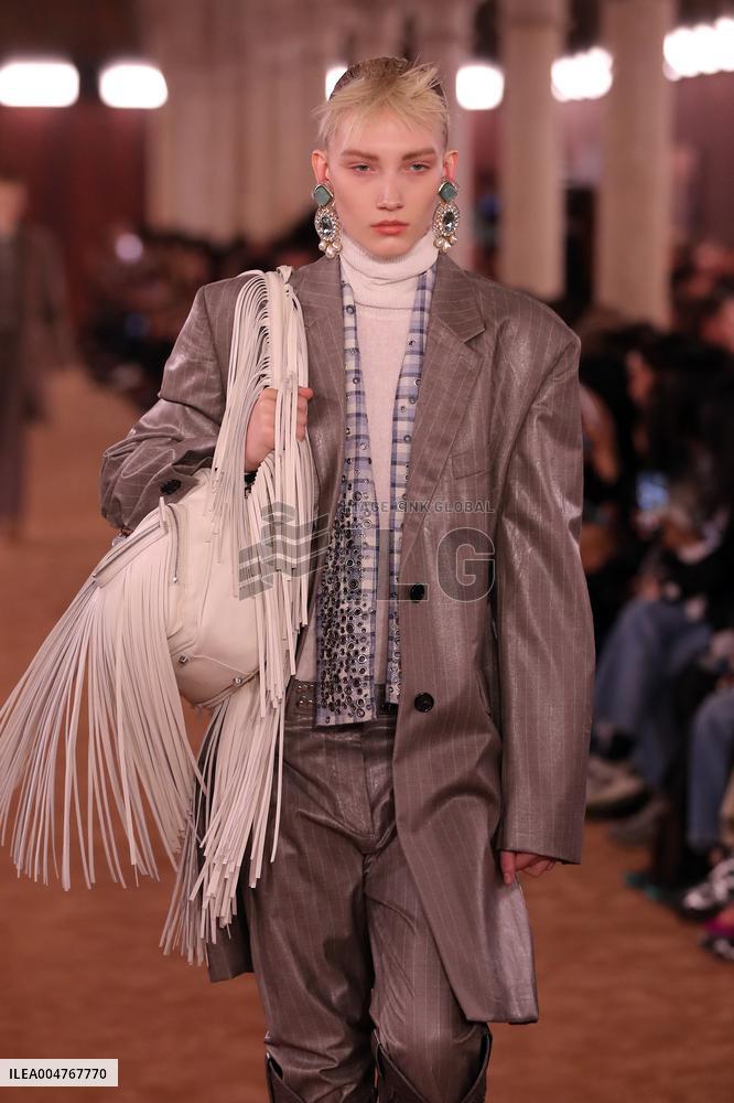 PFW - Acne Studios Runway