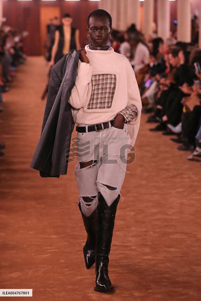 PFW - Acne Studios Runway