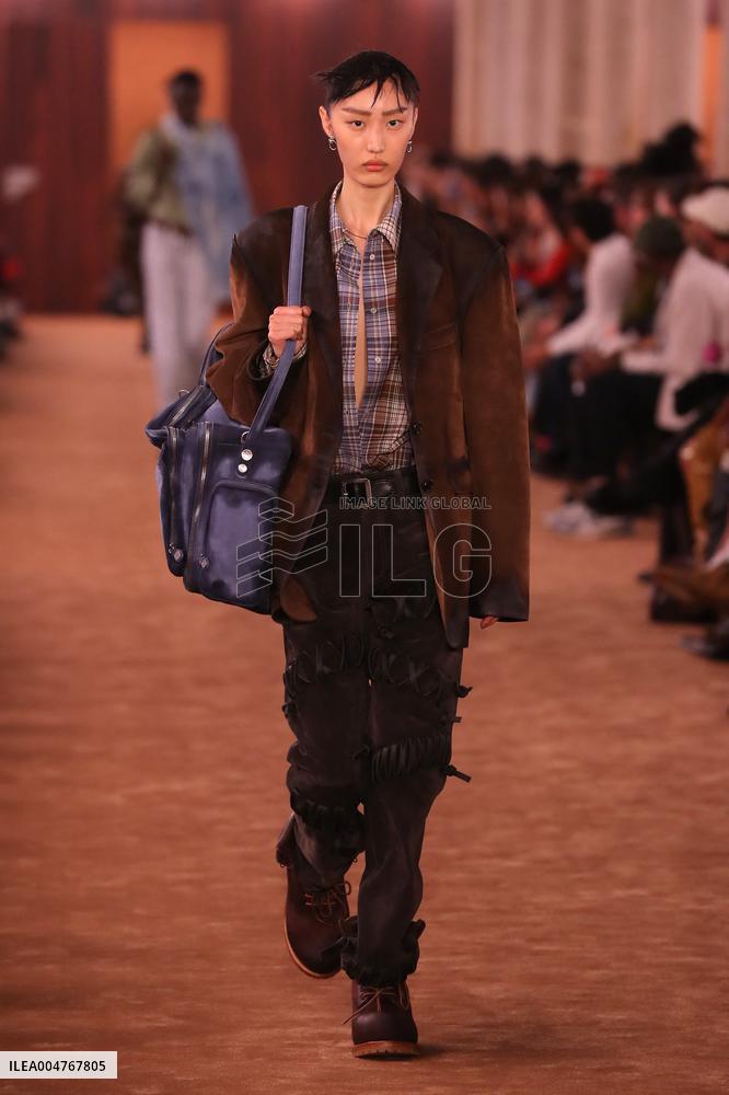 PFW - Acne Studios Runway