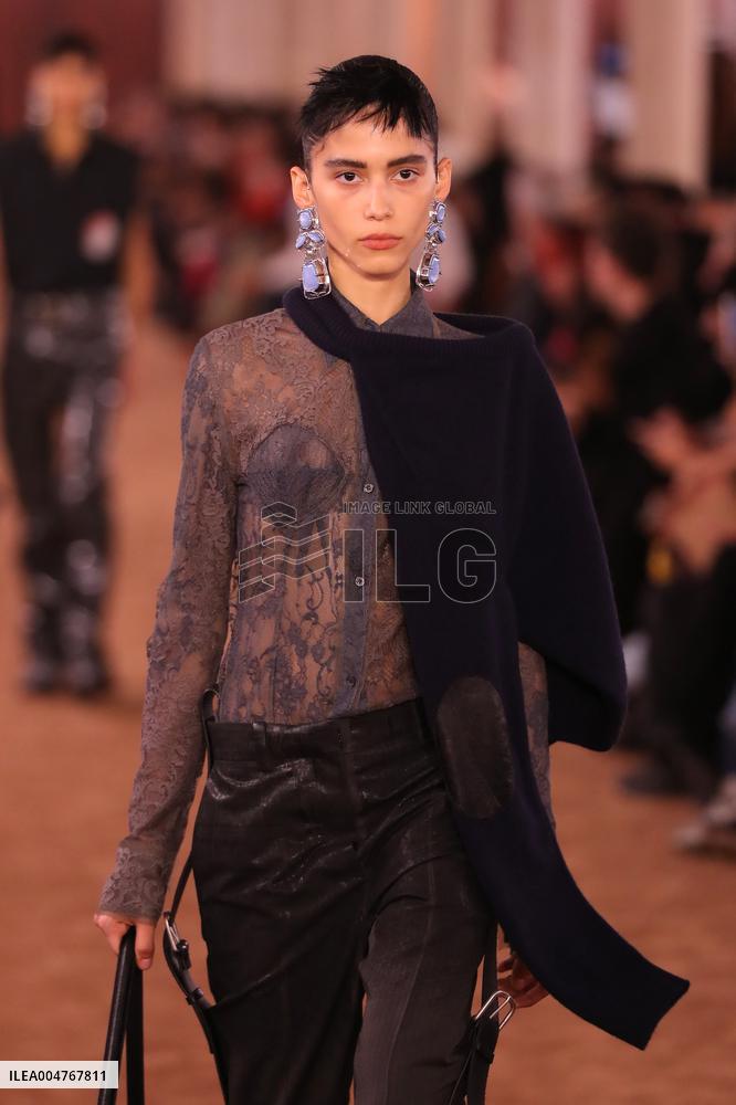 PFW - Acne Studios Runway