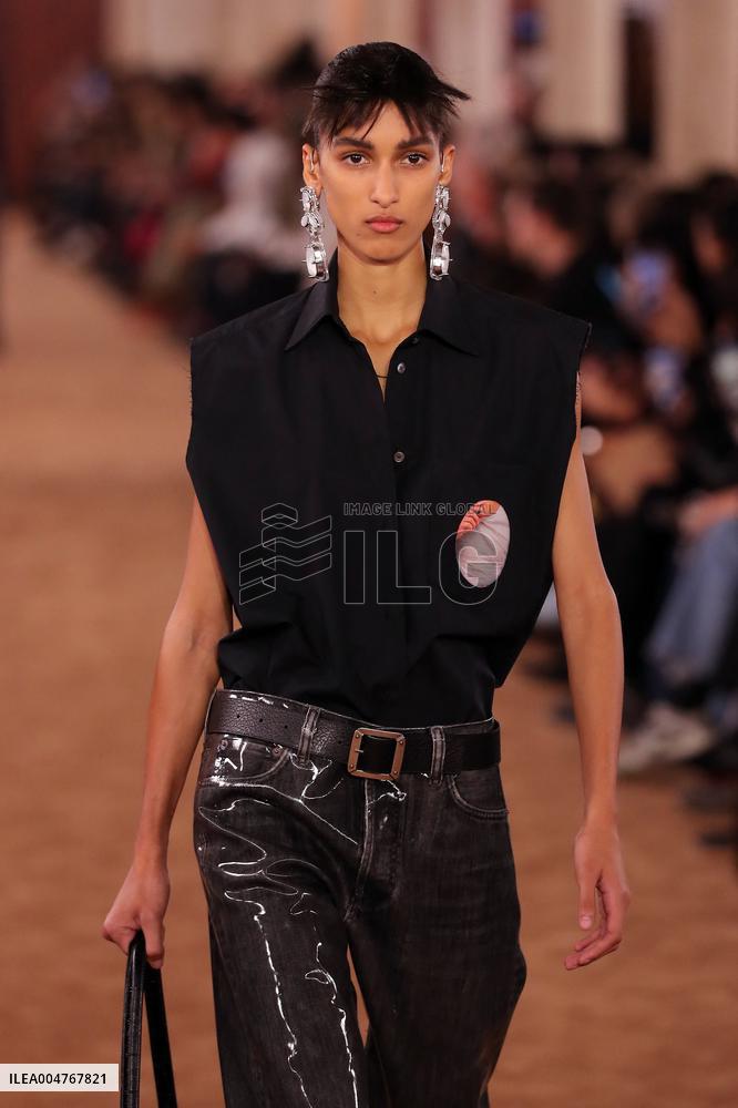 PFW - Acne Studios Runway