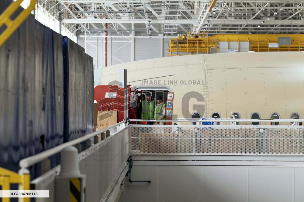 Royal Couple Pays Working Visit To Occitanie - Toulouse