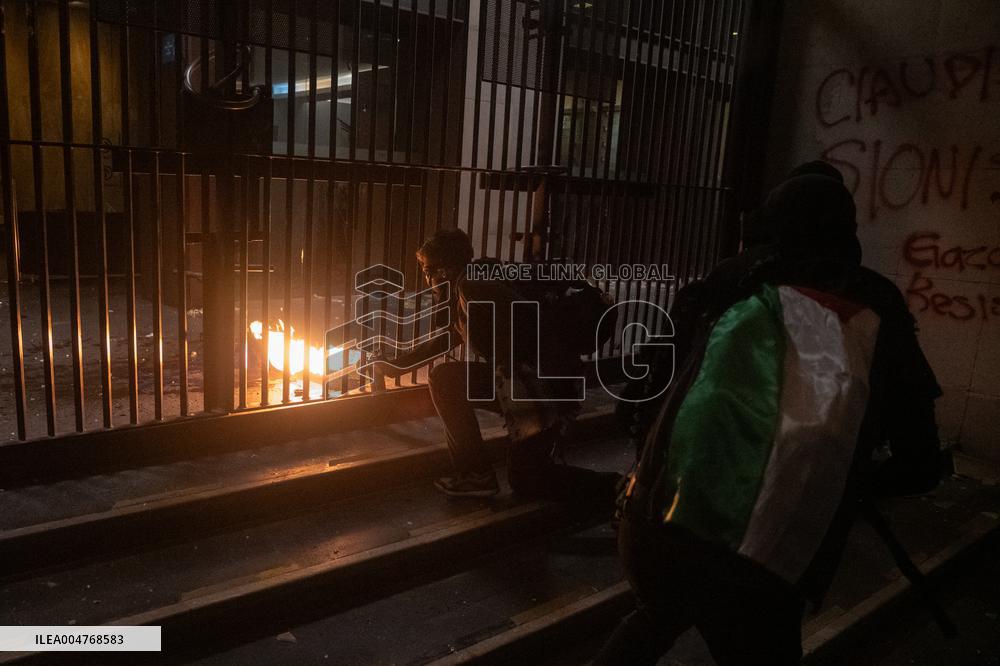 Protest To Demand a Diplomatic Break With Israel - Mexico