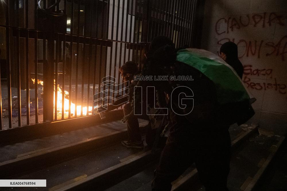 Protest To Demand a Diplomatic Break With Israel - Mexico