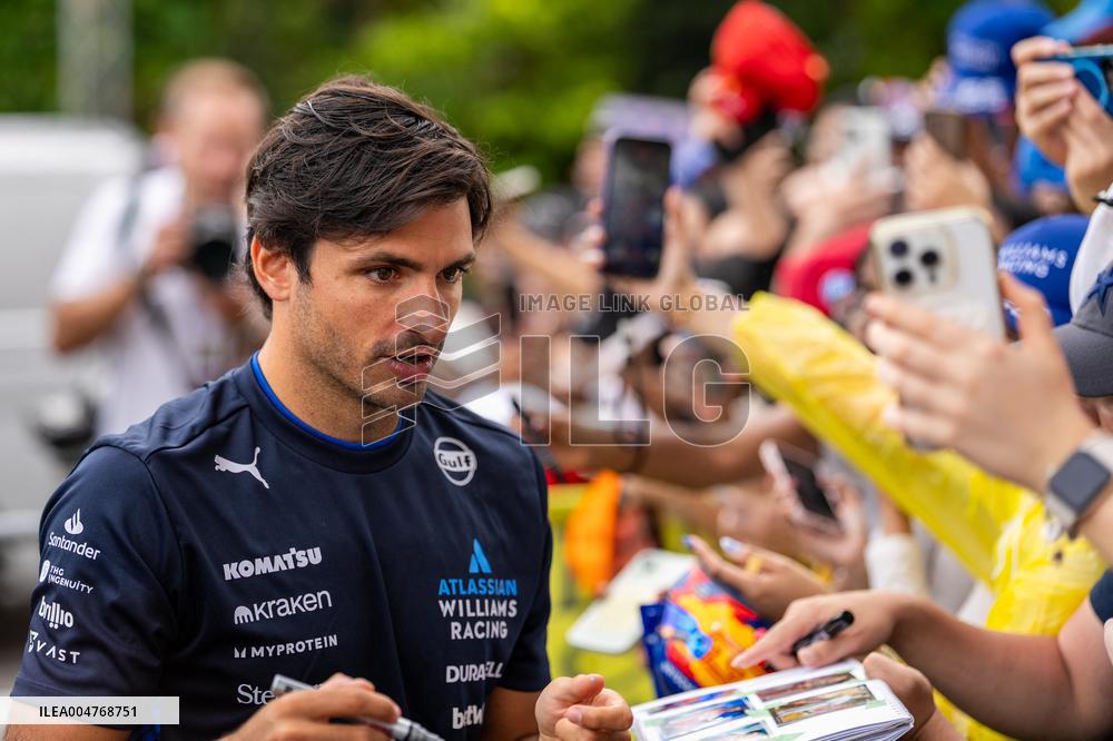 Formula 1 Singapore Airlines Singapore Grand Prix - Arrivals