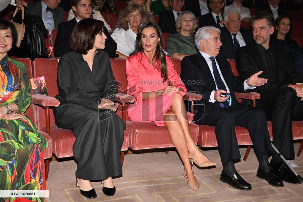 Queen Letizia Presides UNICEF Awards In Madrid - Spain