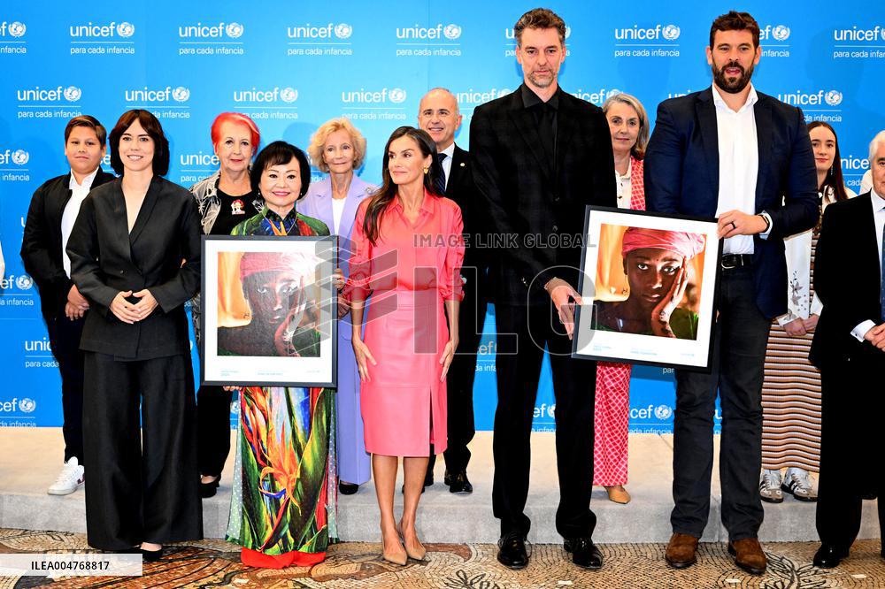 Queen Letizia Presides UNICEF Awards In Madrid - Spain