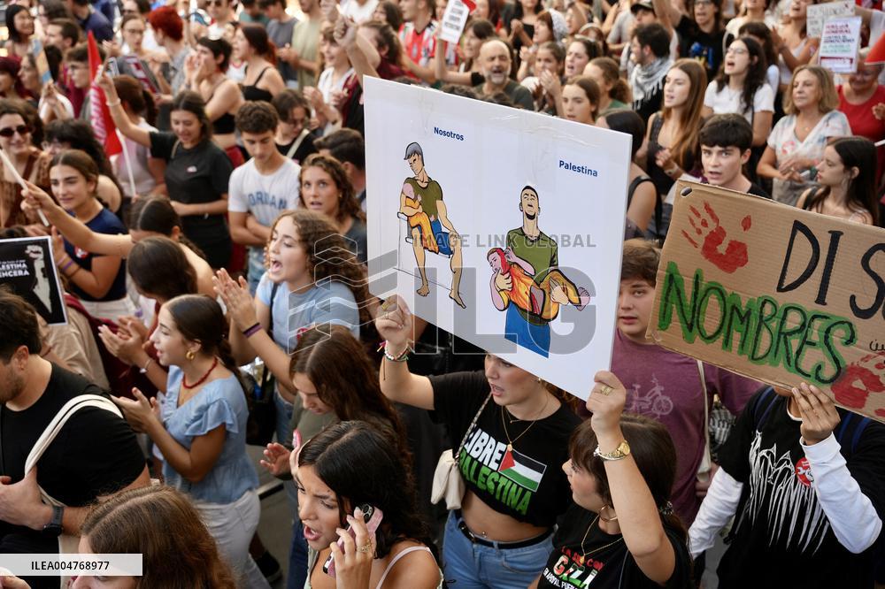 Student Union Demonstration in Support of Palestine - Spain