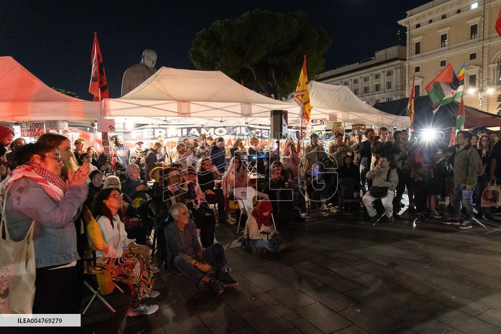Live Video of The Global Sumud Flotilla - Rome