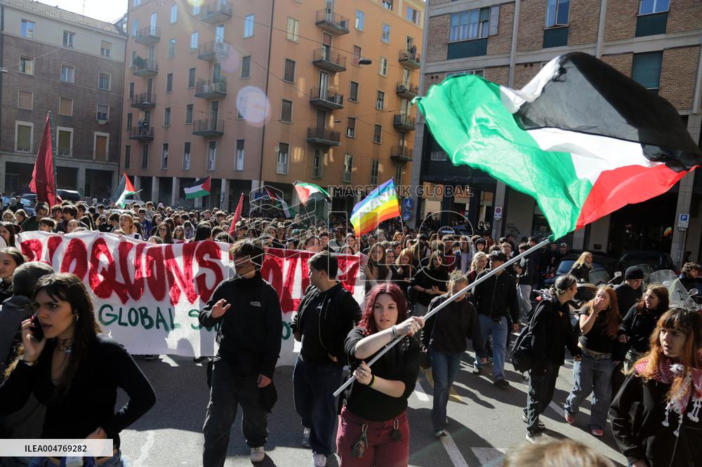 Student Demonstration in Support of Palestine - Italy