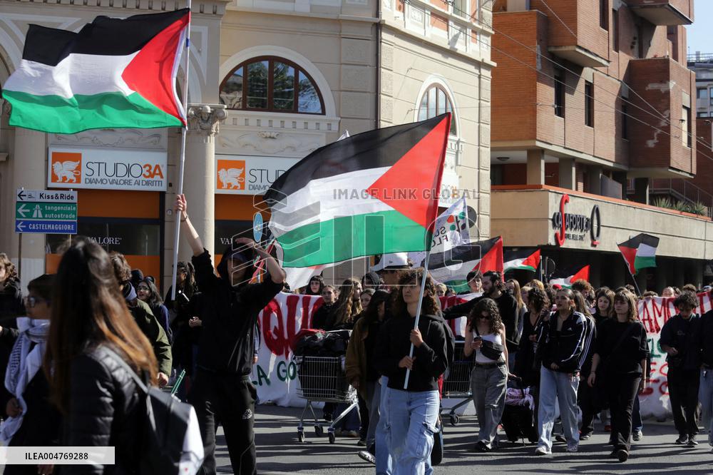 Student Demonstration in Support of Palestine - Italy