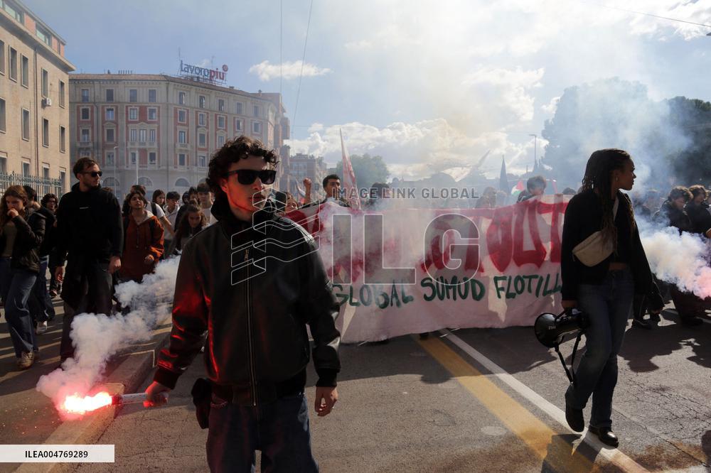 Student Demonstration in Support of Palestine - Italy