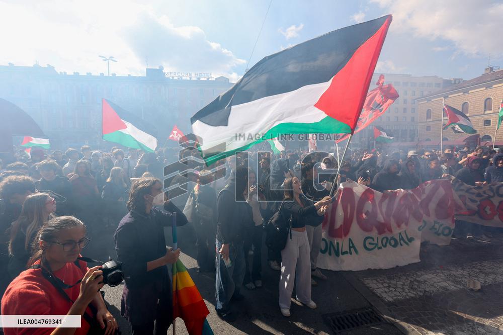 Student Demonstration in Support of Palestine - Italy