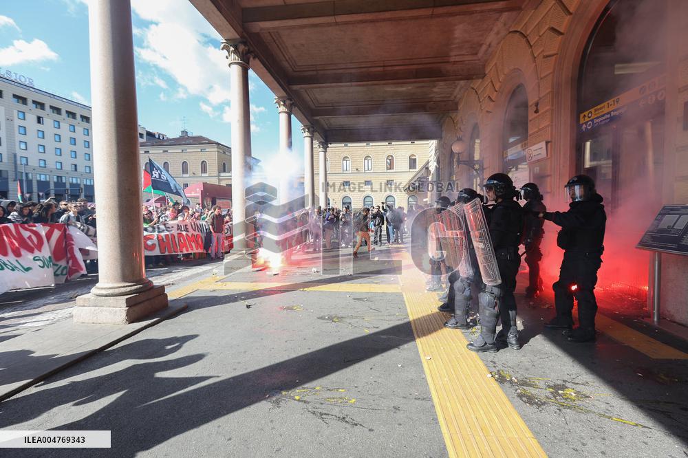 Student Demonstration in Support of Palestine - Italy
