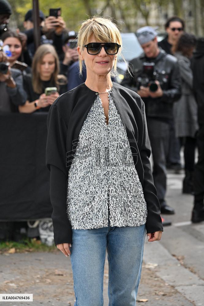 PFW Rabanne Outside Arrivals