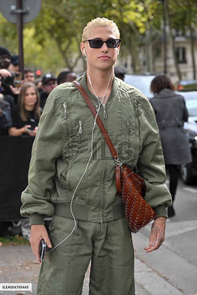 PFW Rabanne Outside Arrivals