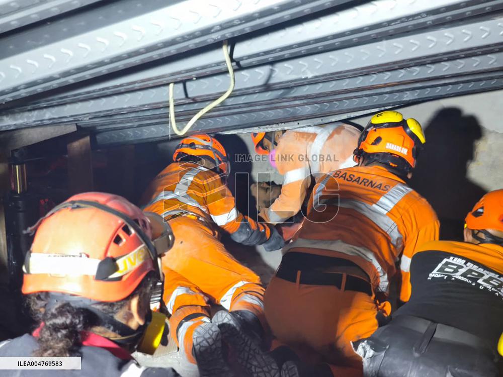 Dozens Feared Dead in School Collapse - Indonesia