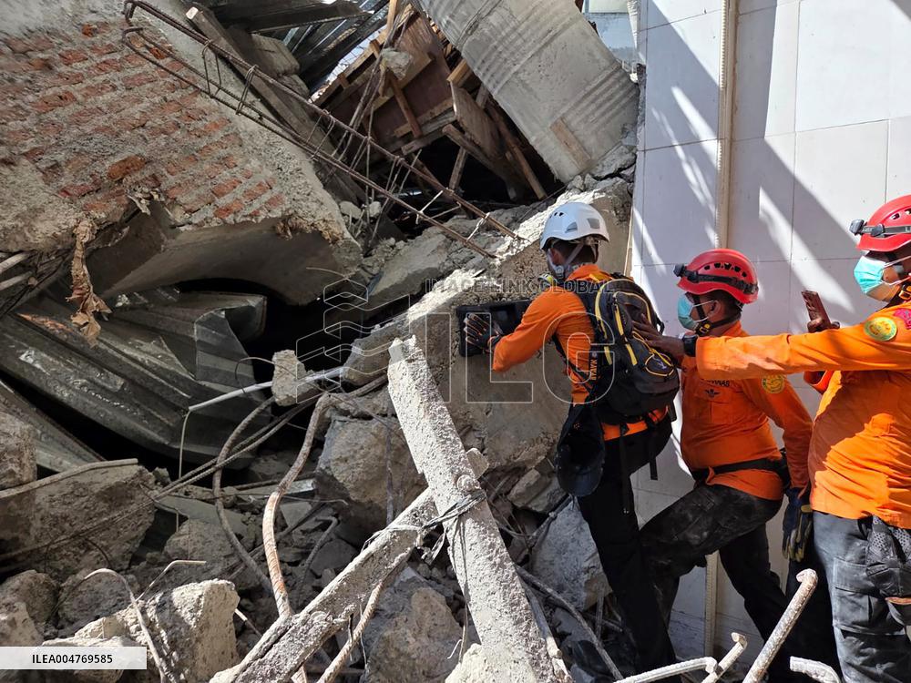 Dozens Feared Dead in School Collapse - Indonesia