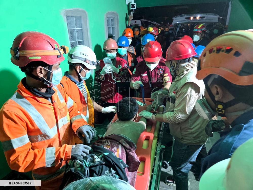 Dozens Feared Dead in School Collapse - Indonesia