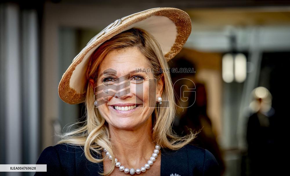 Queen Maxima Visits Hotel Management School Maastricht - Netherlands