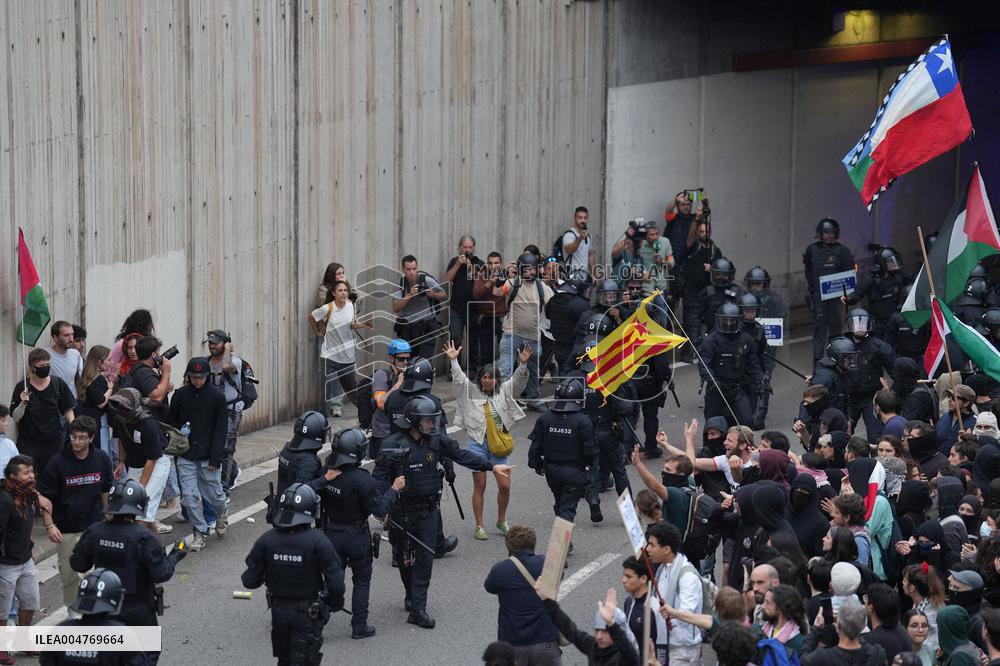 Student Union Demonstration in Support of Palestine - Spain