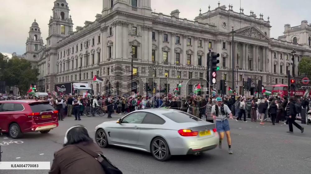 UK: Londoners Protest at Downing Street Over Gaza Aid Flotilla