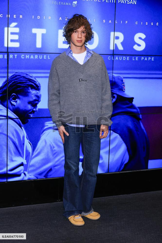 Meteors Premiere - Paris