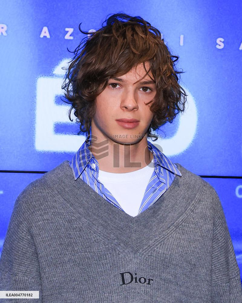 Meteors Premiere - Paris