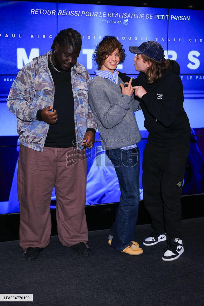 Meteors Premiere - Paris