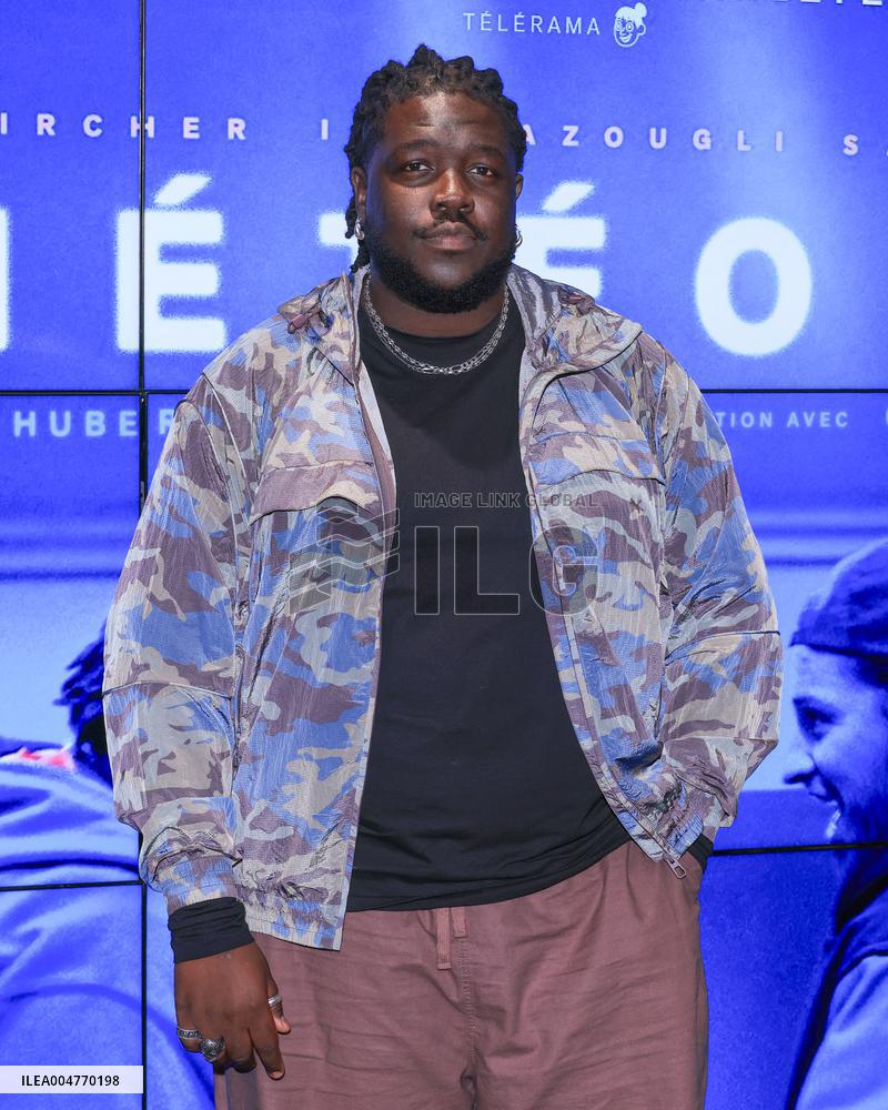 Meteors Premiere - Paris