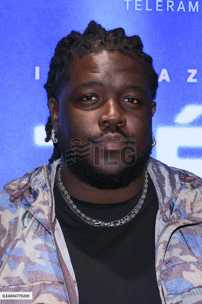 Meteors Premiere - Paris