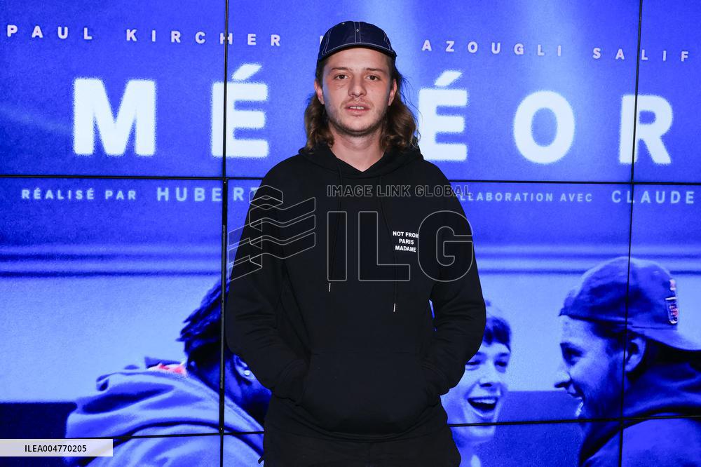 Meteors Premiere - Paris