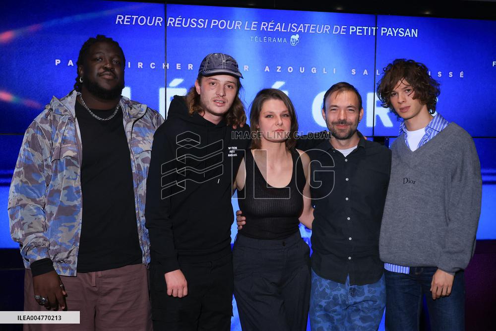 Meteors Premiere - Paris