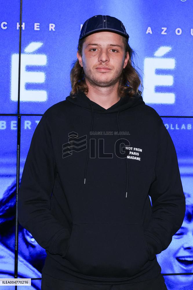 Meteors Premiere - Paris