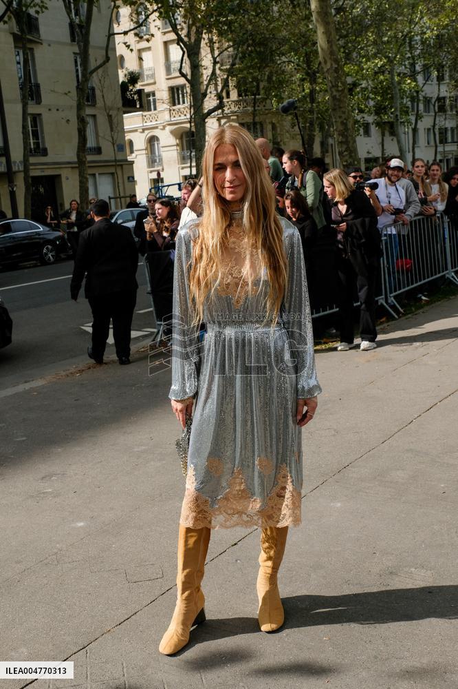 PFW - Paco Rabanne Outside Arrivals
