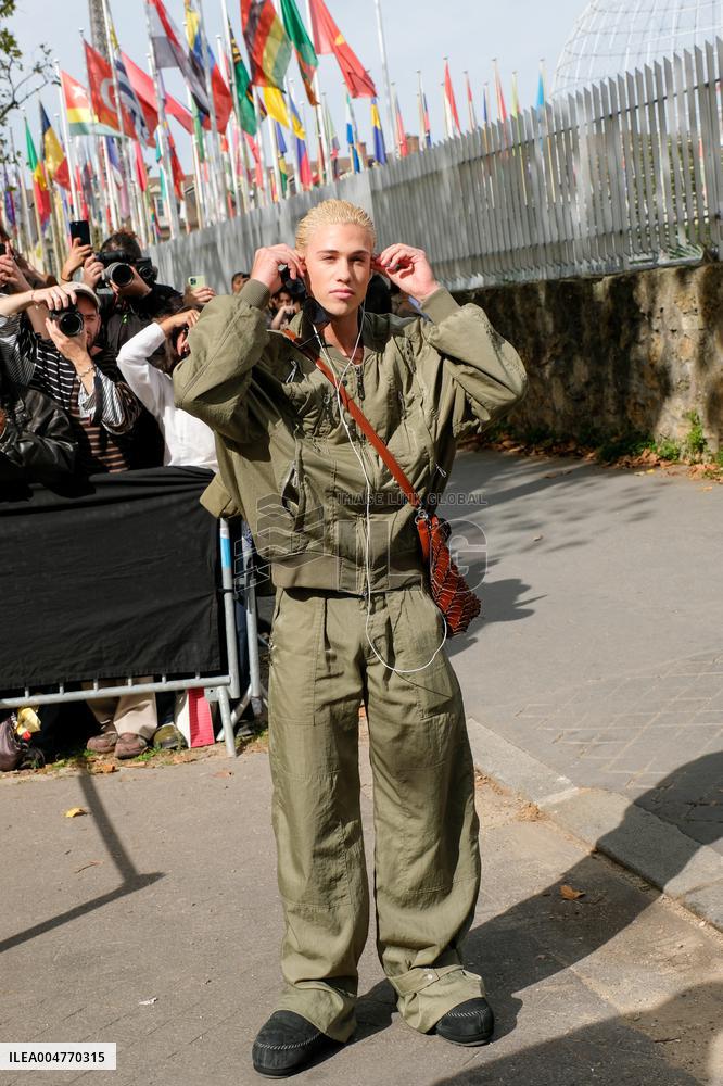 PFW - Paco Rabanne Outside Arrivals