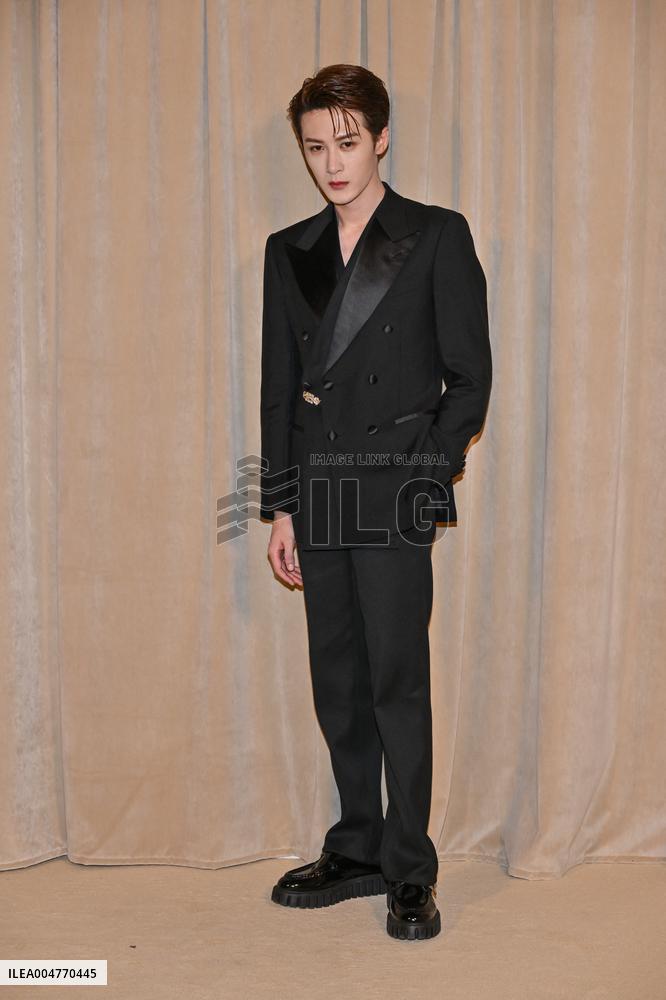 PFW Roger Vivier Presentation