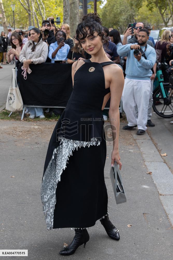 PFW - Rabanne Womenswear Spring-Summer - Arrivals NB