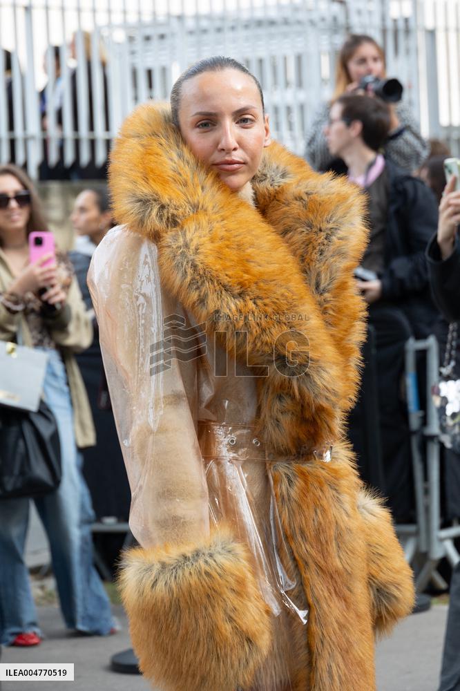 PFW - Rabanne Womenswear Spring-Summer - Arrivals NB