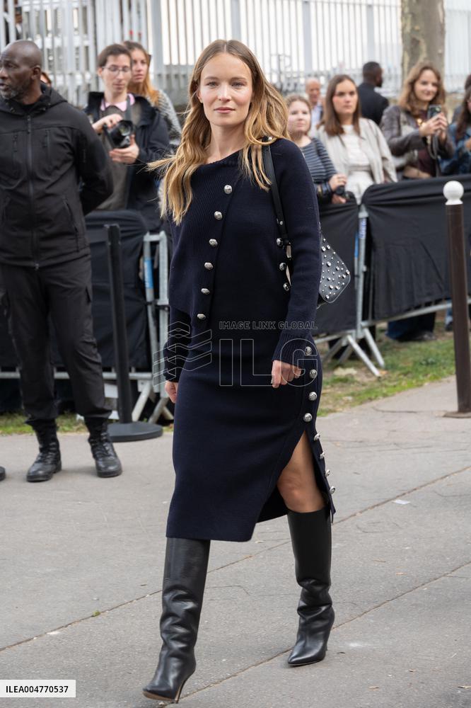 PFW - Rabanne Womenswear Spring-Summer - Arrivals NB