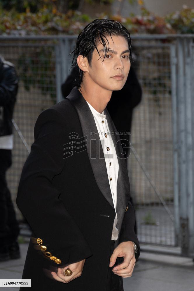 PFW - Schiaparelli Womenswear Spring-Summer - Arrivals NB