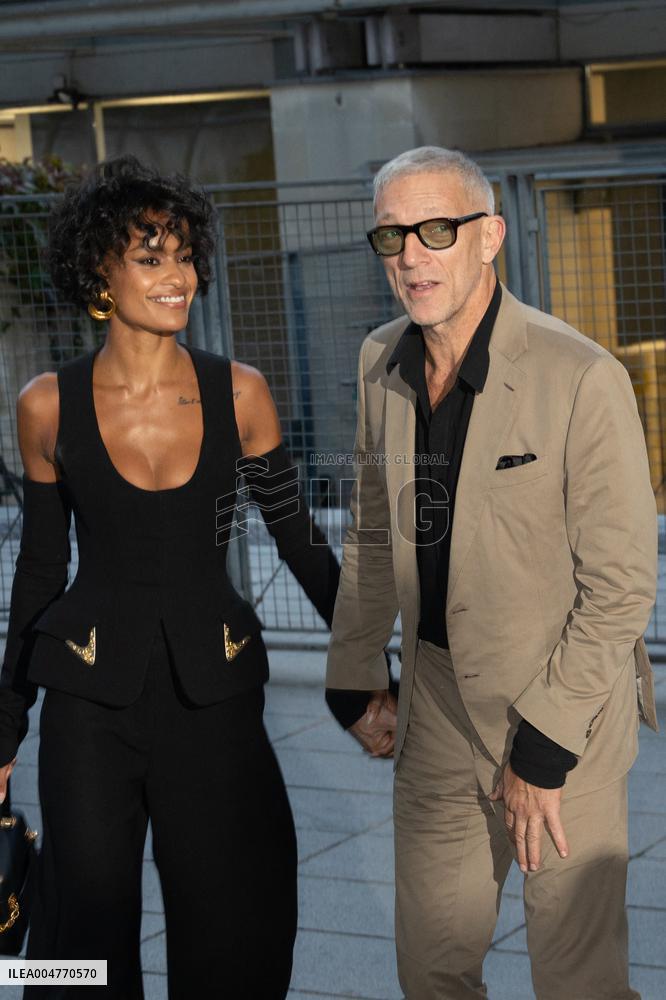 PFW - Schiaparelli Womenswear Spring-Summer - Arrivals NB